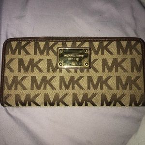 Michael Kors wallet